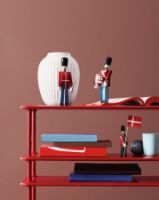 Billede af Kay Bojesen Trommeslager H: 22,5cm - Rød/Hvid/Blå