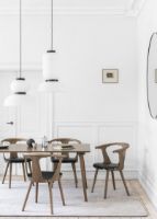 Billede af &Tradition SK2 In Between Chair SH: 45 cm - Smoked Oiled Oak/Black Noble Leather