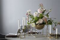 Billede af Audo Copenhagen Kubus Bowl Stor 23x23 cm - Messing