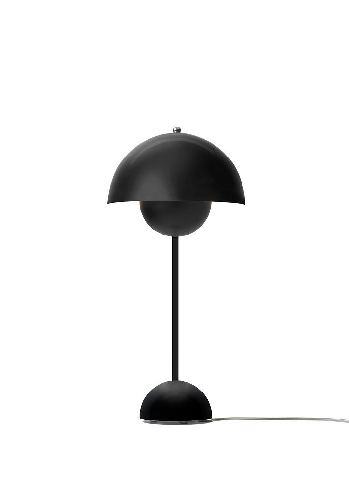 Billede af &Tradition Flowerpot VP3 Bordlampe H: 50 cm - Matt Black