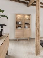 Billede af Skovby Vitrineskab SM307 98 x 182 cm - Hvidolieret Eg