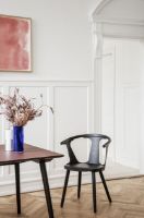 Billede af &Tradition SK1 In Between Chair SH: 45 cm - Black Lacquered Oak