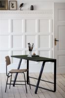 Billede af Bent Hansen Hemingway Skrivebord m. Opladerstation L: 120 cm - Sortlakeret Bøg/Black Linoleum