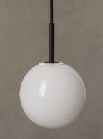 Billede af Audo Copenhagen TR Bulb Pendel Ø: 20 cm - Shiny Opal/Black 