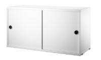Billede af String Furniture Cabinet With Sliding Doors B: 78 cm - Hvid 