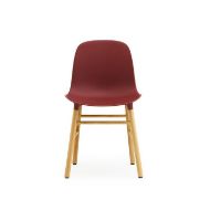 Billede af Normann Copenhagen Form Stol SH: 44cm - Rød/Eg
