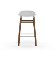 Billede af Normann Copenhagen Form Barstol SH: 65cm - Hvid/Valnød
