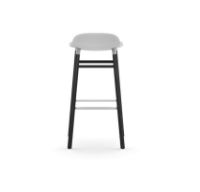 Billede af Normann Copenhagen Form Barstol SH: 75cm - Hvid/Sort Eg