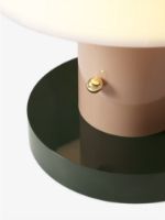 Billede af &Tradition Setago JH27 Table Lamp H: 22 cm - Nude & Forest