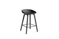 Billede af HAY AAS32 Bar Chair Low  2 stk. SH: 64 cm - Black Stained Oak Veneer/Black Powder Coated Steel 
