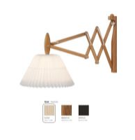 Billede af Le Klint 223 2/17 Saxlampe til væg H: 31 cm - Lys Eg/Papirskærm