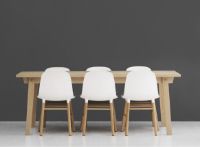 Billede af Normann Copenhagen Form Stol SH: 44cm - Hvid/Krom