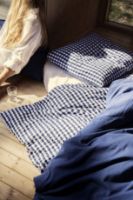 Billede af Juna Bæk&Bølge Sengetøj inkl. Pudebetræk 200x220 cm - Mørk Blå/Hvid  FORUDBESTIL MIDT NOVEMBER 