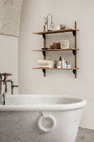 Billede af Ferm Living Sector Shelf T/N 102x54 cm - Oak/Black Brass