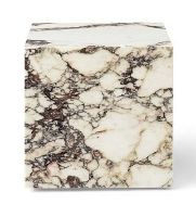 Billede af Audo Copenhagen Plinth Cubic H: 40 cm - Rose Calacatta Viola Marble