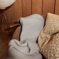 Billede af Juna Pleasantly sengetøj 140x220 cm - Sennep