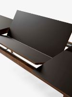 Billede af &Tradition Patch HW2 Extendable Table 240x100 cm - Oiled Walnut w. Cacao Orinoco 0749 Fenix Nano Laminate & Brass