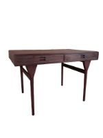 Billede af Snedkergaarden Nanna Ditzel ND 93 skrivebord m. 2 skuffer B: 115 cm - Eg