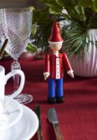 Billede af Kay Bojesen Jule Ole træfigur H: 17,5cm - Rød/Blå/Hvid