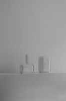 Billede af Louise Roe Jewel Vase Glass H: 20 cm - Opal White