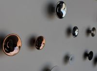 Billede af FROST LIVING LULU Knage Ø: 6cm - Poleret Guld/Mat Sort