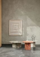 Billede af GUBI Epic Coffee Table Ø: 80 cm - Red Travertine