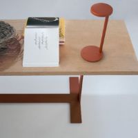 Billede af FLOS Oblique Bordlampe H: 35cm - Matt Rust