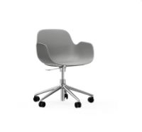 Billede af Normann Copenhagen Form Drejestol m. armlæn og hjul - Grå/Aluminium