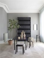 Billede af Please Wait to be Seated Crofton Stool H: 45 cm - Black Nordic Pine