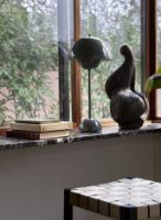 Billede af &Tradition Flowerpot VP3 Bordlampe H: 50 cm - Stone Blue 