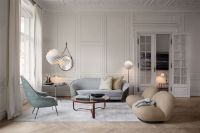 Billede af GUBI Multi-Lite gulvlampe Chrome Base - White skærm