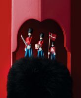 Billede af Kay Bojesen Officer med Sabel : 22,5 cm - Rød/Blå//Hvid