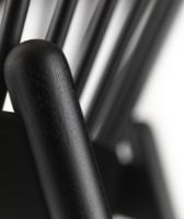 Billede af FDB Møbler J166 Poul M. Volther Jørna Lænestol SH: 40cm - Sort eg / Sort læder 