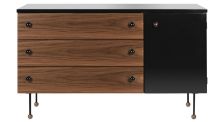 Vis detaljer for GUBI 62 Dresser 3 Drawers L: 120 cm - American Walnut Billede af GUBI 62 Dresser 3 Drawers L: 120 cm - American Walnut