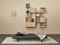 Billede af Andersen Furniture A-Wall Clock H: 76 cm - Eg/Messing