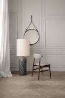 Billede af GUBI Gravity Floor Lamp XL Low H: 120 cm - Grey Marble/Canvas