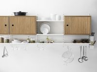 Billede af String Furniture Cabinet W. Swing Door 58x42 cm - Oak