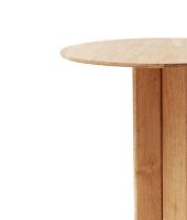 Billede af Form & Refine Trefoil Round Table Ø: 75 cm - White Oiled Oak