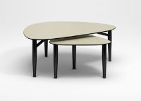 Billede af Thomsen Furniture Katrine Sofabord Trekant Lille 42x67x45 cm - Stenlook Beige/Sortlakeret Eg