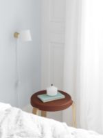 Billede af Normann Copenhagen Tap Skammel H: 43 cm - Eg/Karamel