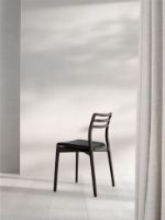 Billede af Vipp 481 Cabin Chair SH: 45,5 cm - Dark Oak w/ Black Leather