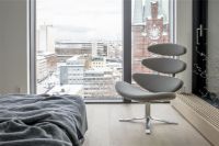 Billede af Fredericia Furniture 5000 Corona Lænestol m. Drejestel SH: 42 cm - Hallingdal 110/Børstet Krom