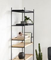 Billede af Woud Tray Shelf High H: 201 cm - White Pigmented Oak & Black Painted Oak