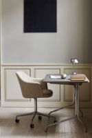 Billede af &Tradition Flowerpot VP9 Bordlampe H: 29,5 cm - Chrome-Plated