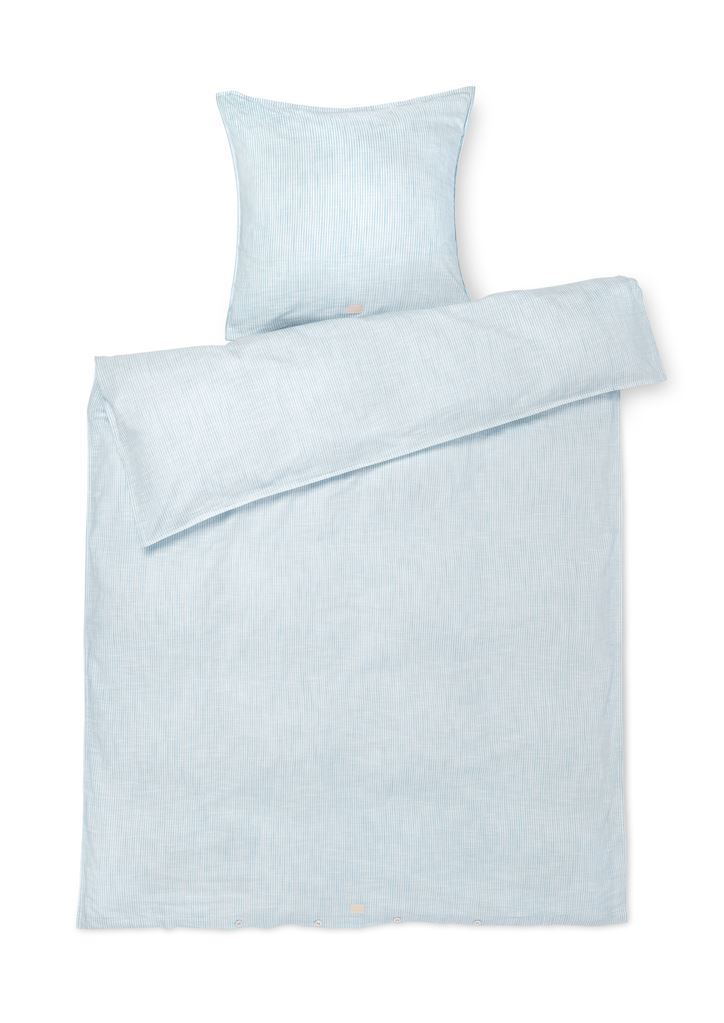 Billede af Juna Monochrome Lines Sengetøj 140x200 cm - Lys Blå/Hvid 