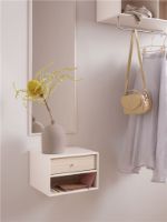 Billede af Montana Selection Dash Sengebord med ophængsbeslag 35,4x24x30 cm - 101 New White