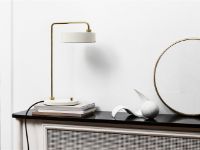 Billede af Made By Hand Petite Machine Table Lamp 52x33 cm - Oyster White
