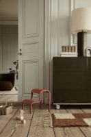 Billede af Ferm Living Up Step Stool H: 36,2 cm - Poppy Red FORUDBESTIL: SLUT NOVEMBER 