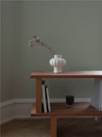 Billede af Louise Roe Balloon Vase #02 H: 20 cm - Ceramic Raw White