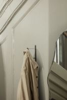 Billede af Ferm Living Pond Spejl Stor H: 110 cm - Dark Chrome 